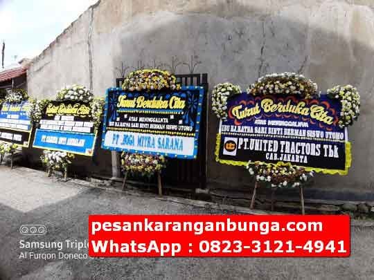 Karangan Bunga Turut Berduka di Kota Bogor