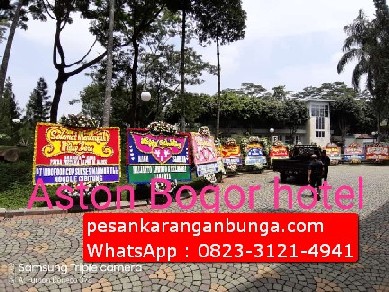 Bunga Papan Untuk Pernikahan di Bogor